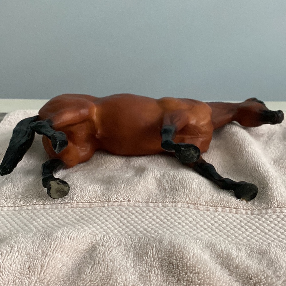 Breyer Rugged Lark - Picture 10 of 10